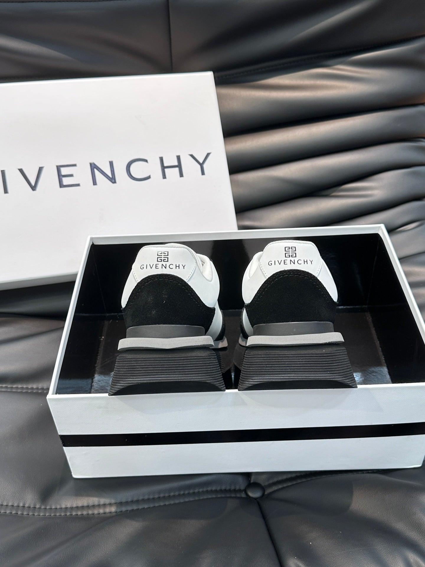 GVC Black and White Logo Sneakers-016 Designer Sneakers