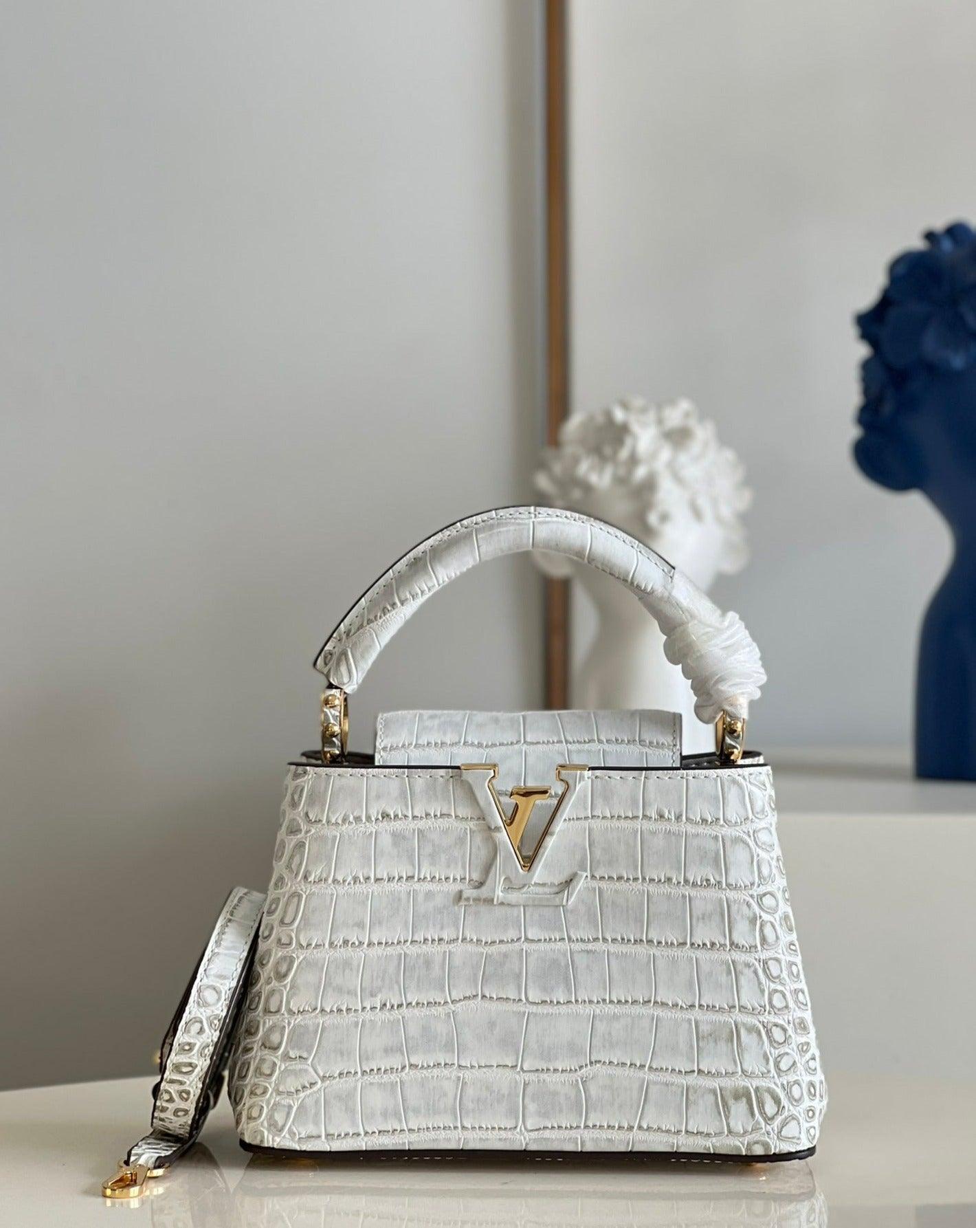 LuVi Capucines Monogram Flower M48865 luxurysteps