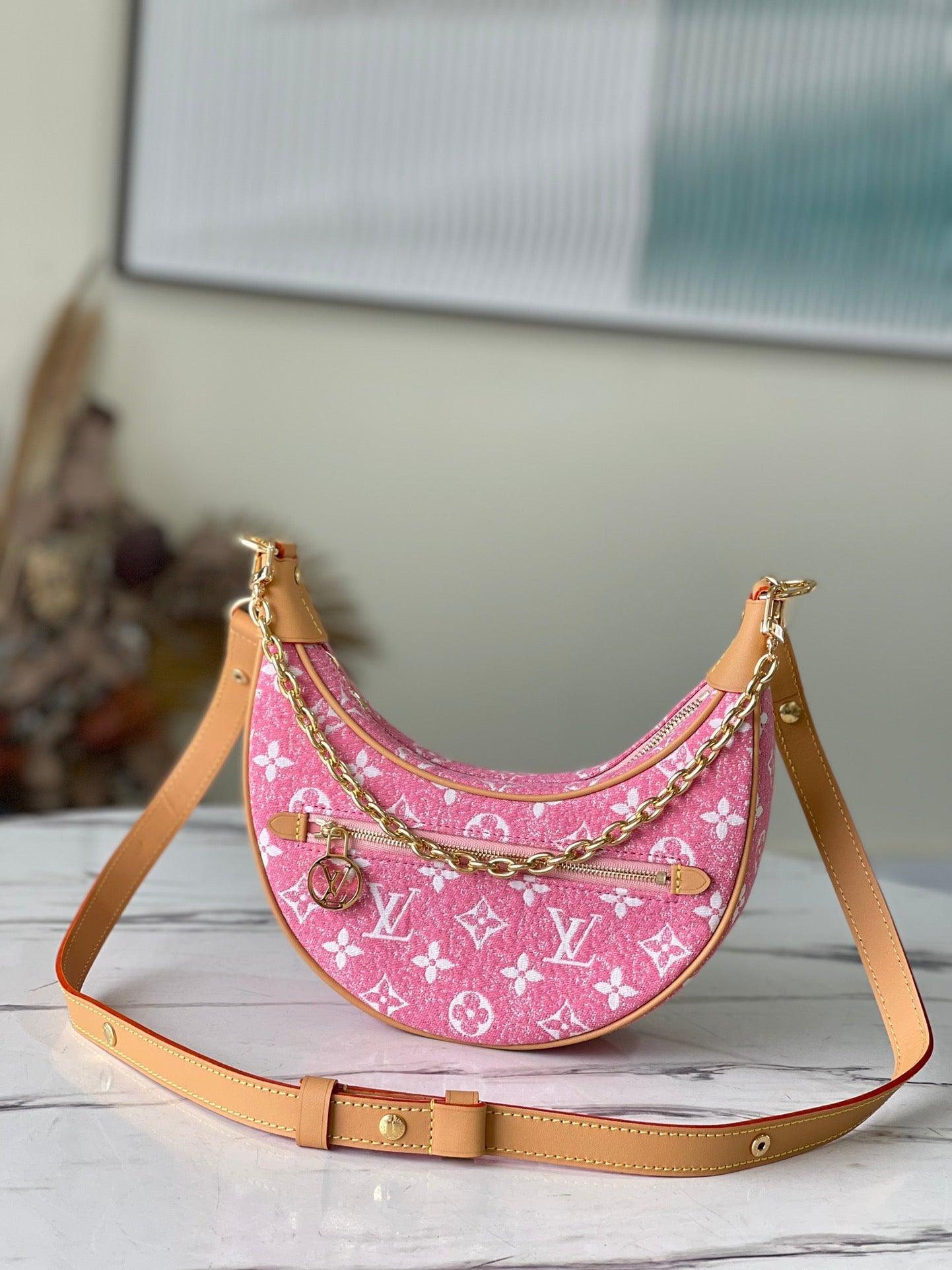 LuVi Nicolas Ghesquière Croissant M81166 luxurysteps