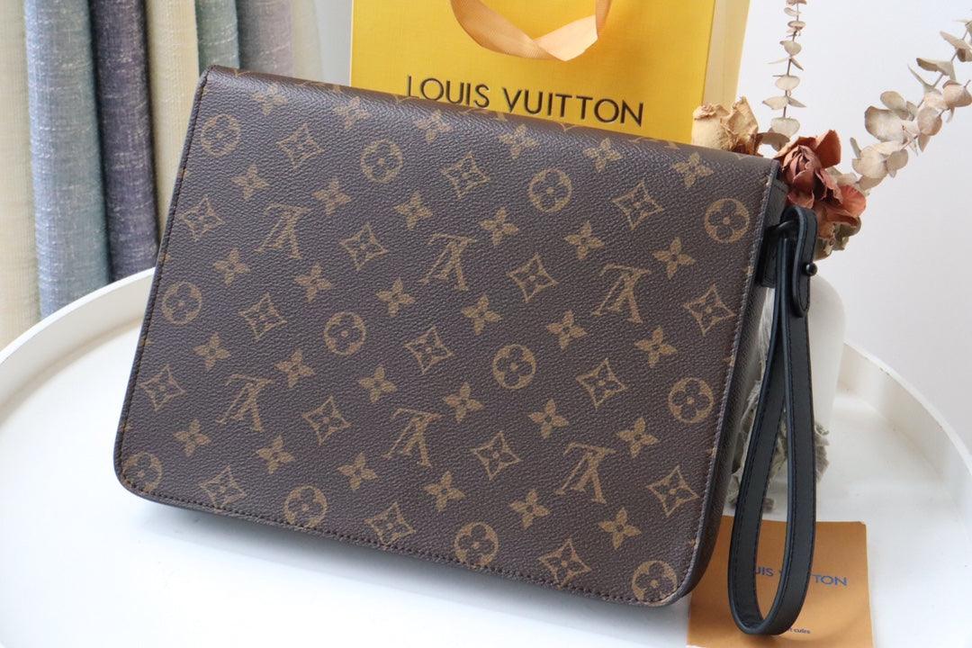 LuVi S LOCK A4 POUCH M80560 LUXURYSTEPSCO