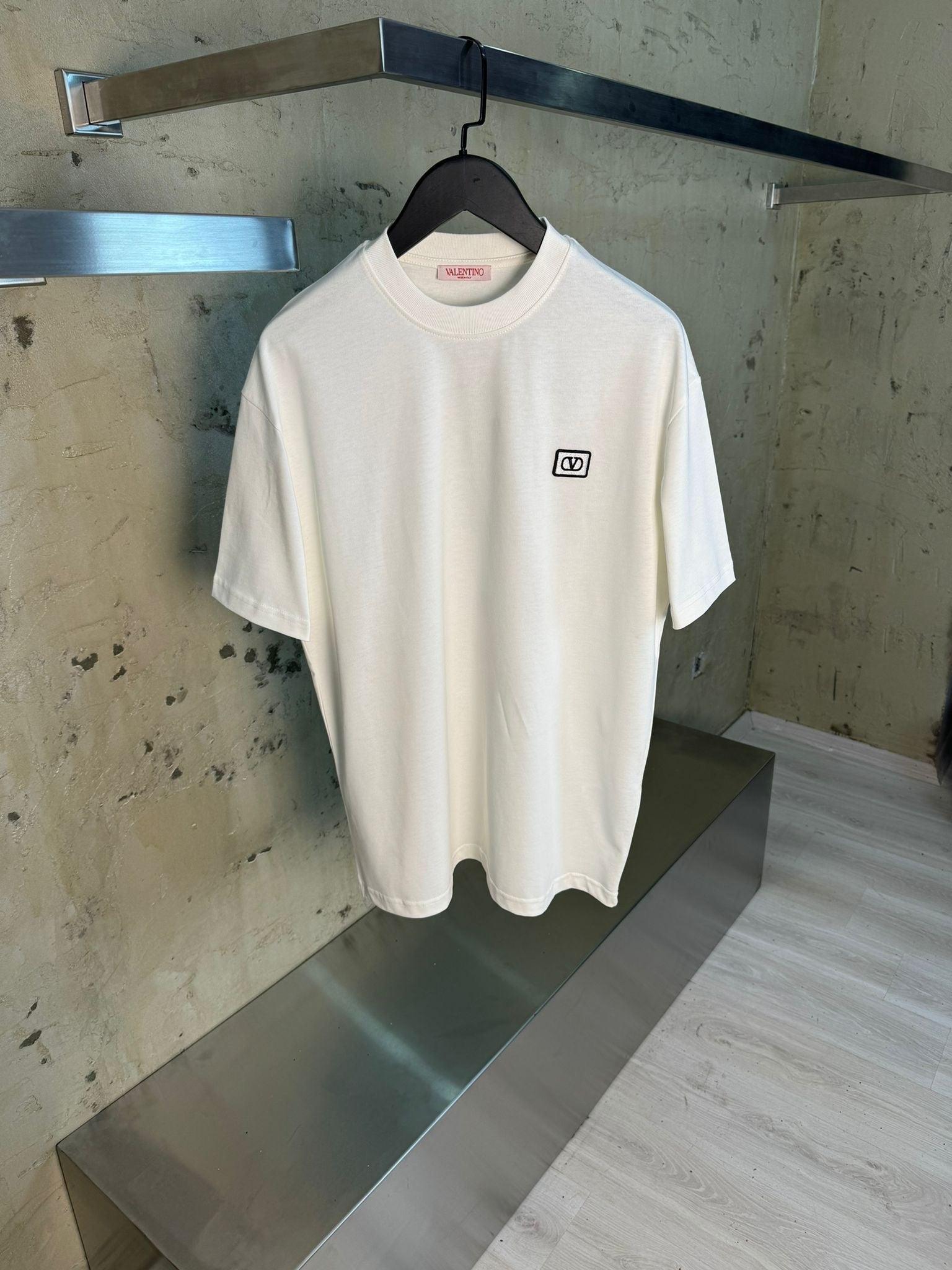 Tntwear® - Valentino T-Shirt 006 Tntwear