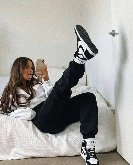 Custom Air Jordan 1 Black Retro High Q - sneakershuborg
