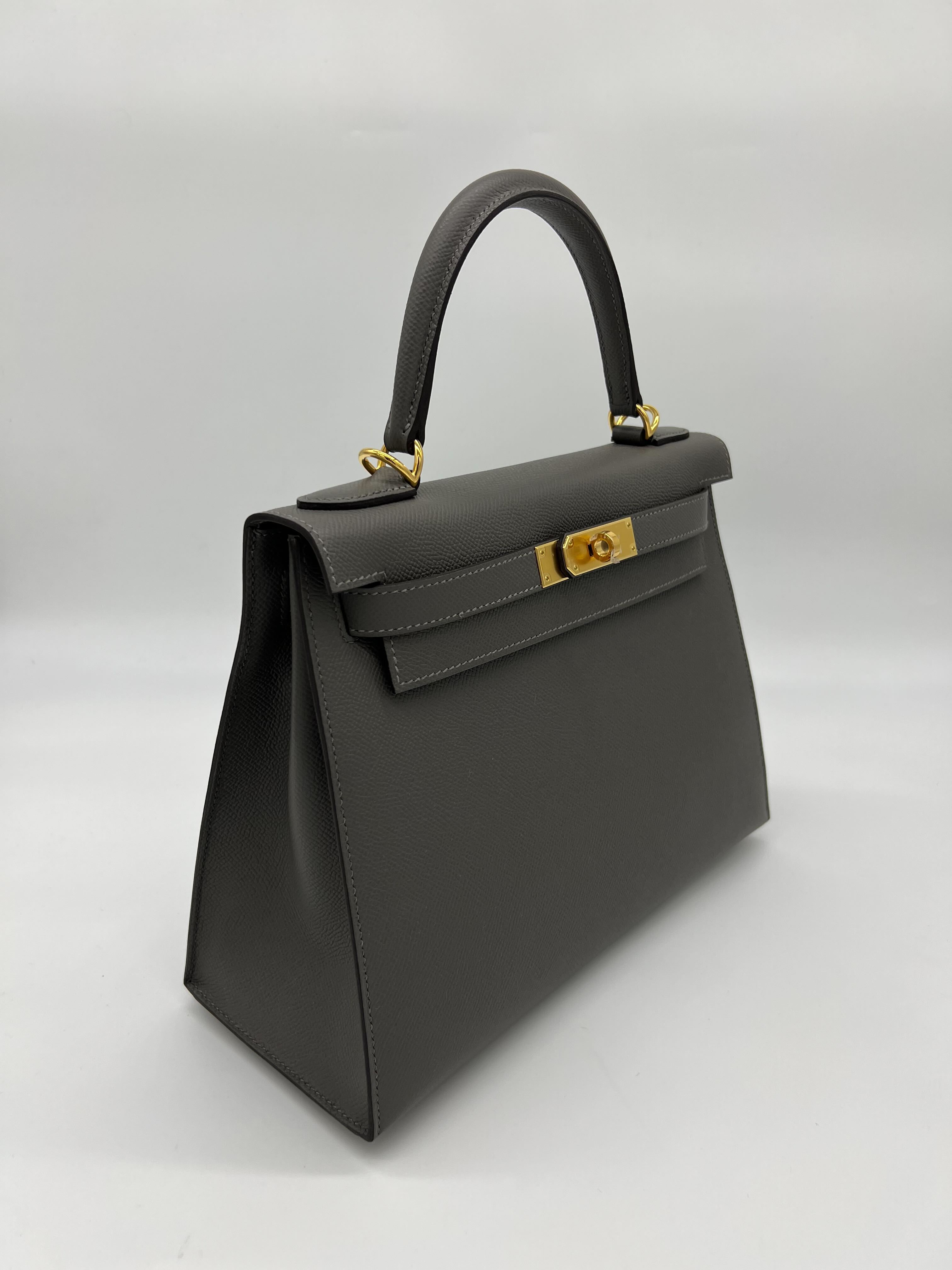 HRMS Kelly II Sellier 28 Gris Meyer Epsom Leather.