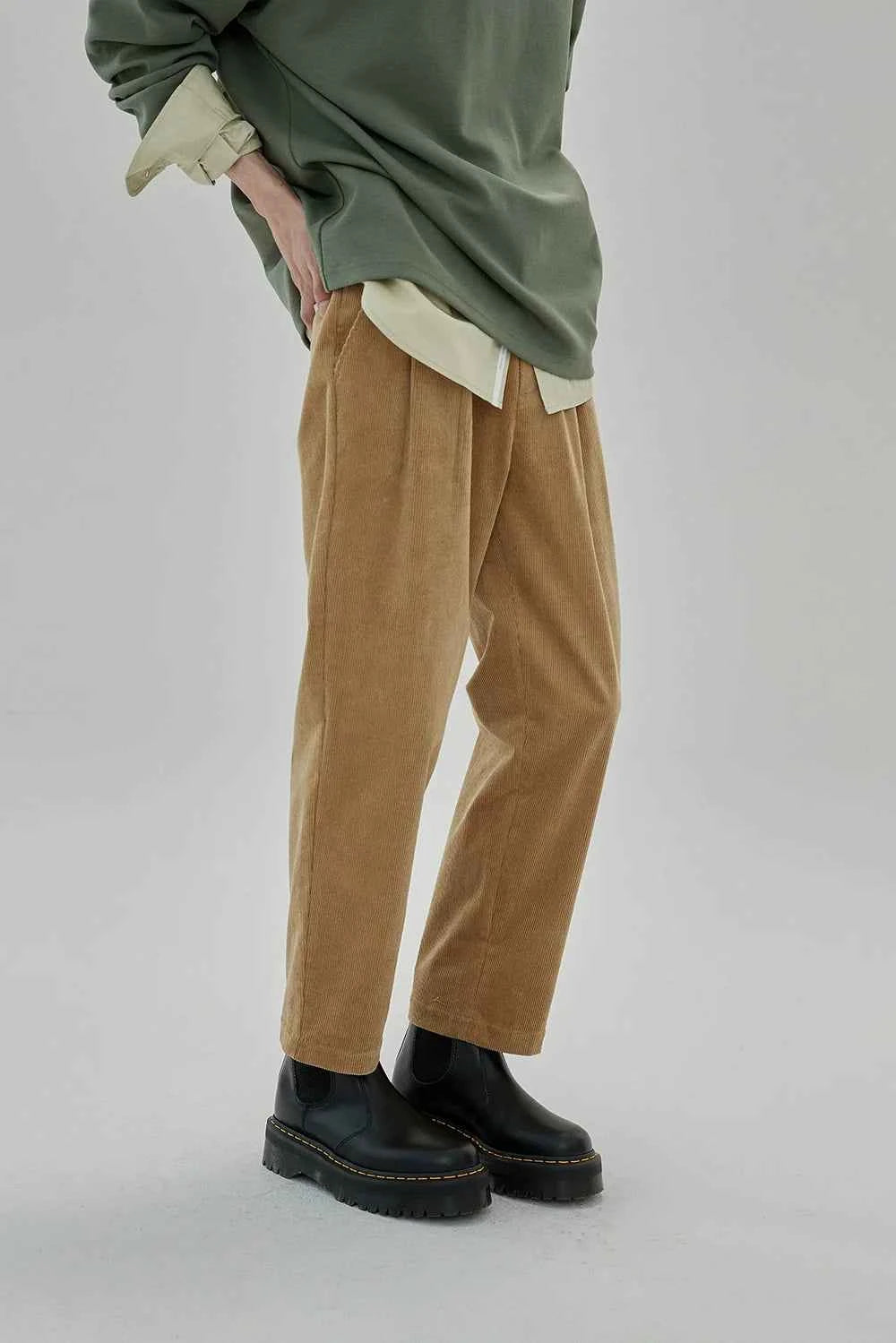 Wide Waist Tab Double-Pleated Relaxed Cropped Pants