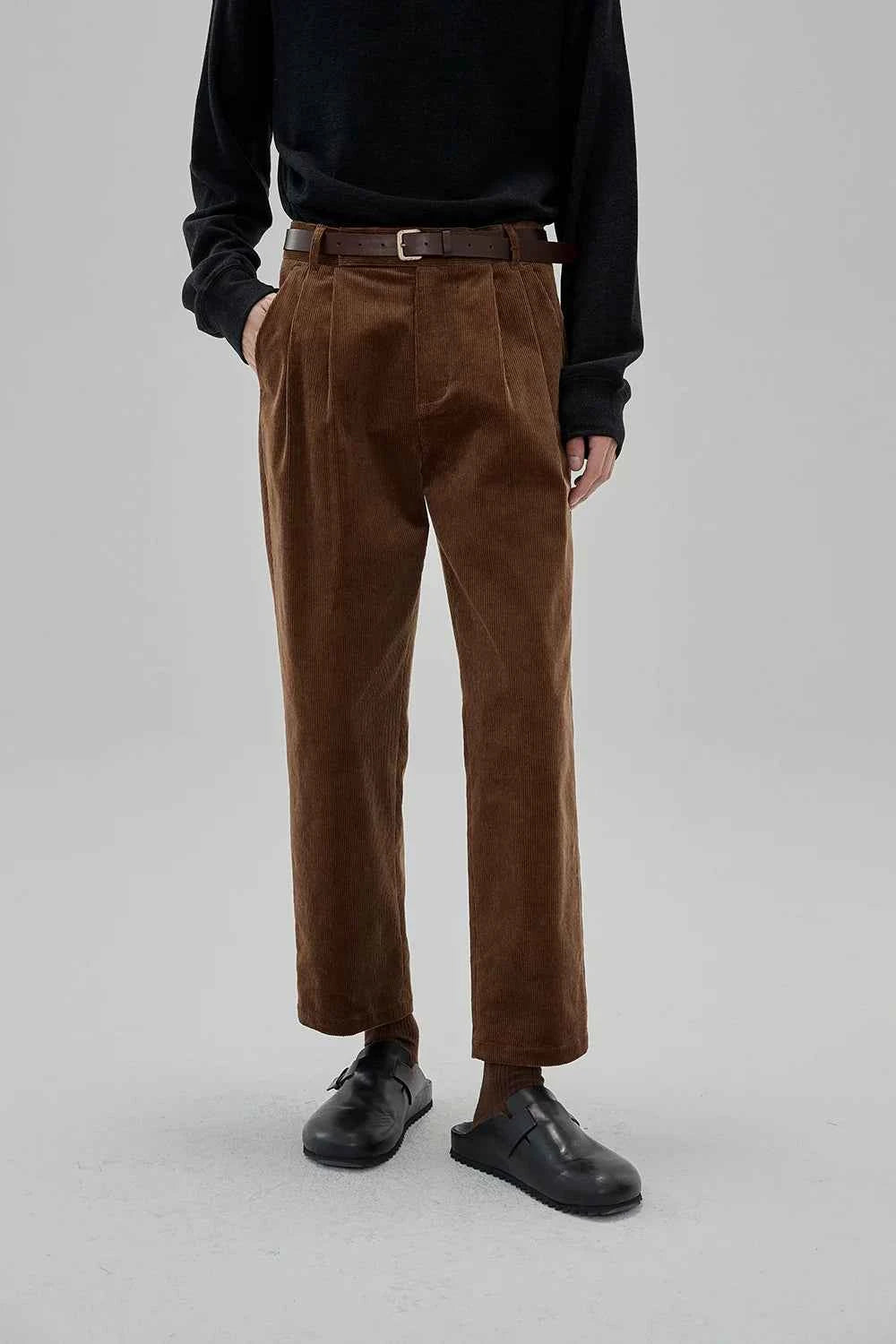 Wide Waist Tab Double-Pleated Relaxed Cropped Pants