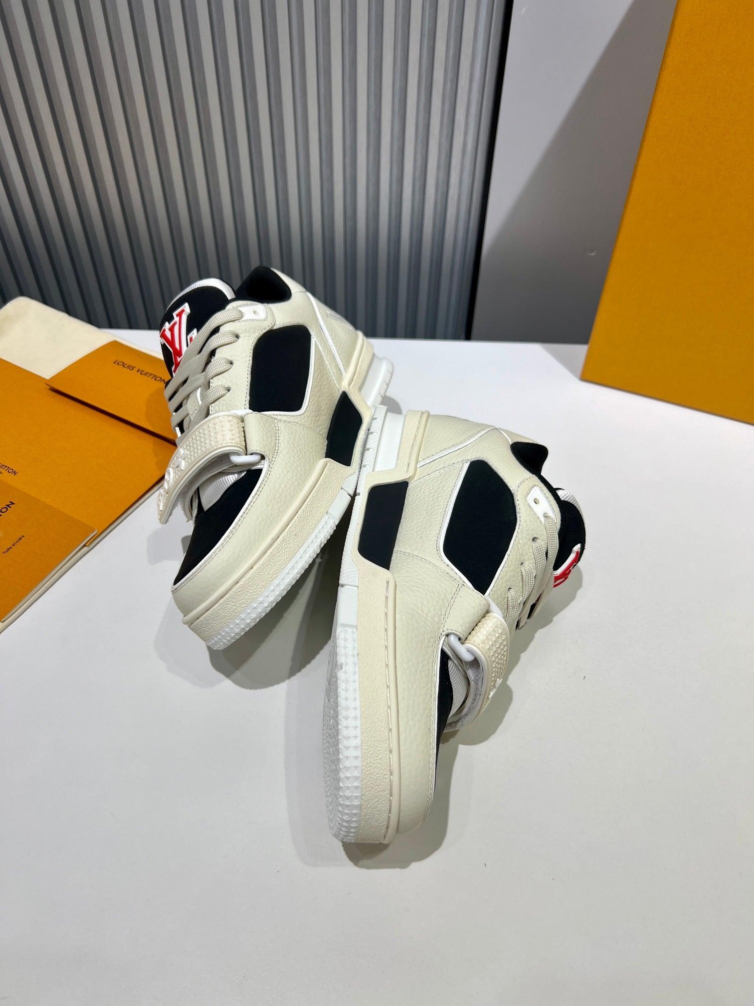 LUV Trainer Sneakers -067 Designer Sneakers