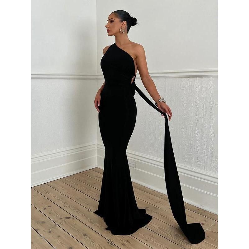 Townlike Inclined Shoulder Elegant Maxi Long Dress Nyzzle