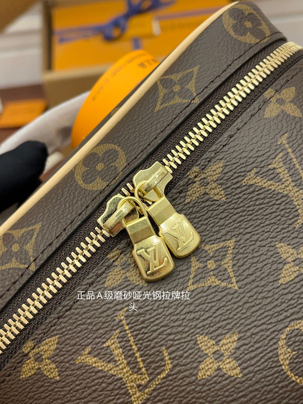 BFWD - LOV Bags - 1000 Bags Fashion Waves