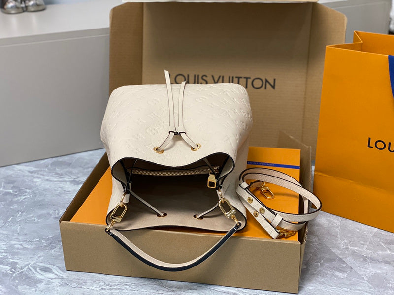 BFWD - LOV Bags - 1063 Bags Fashion Waves