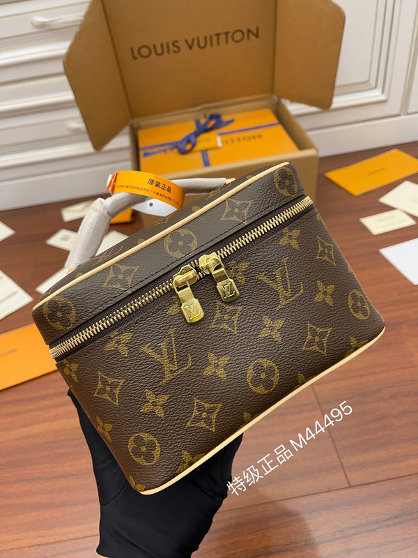 BFWD - LOV Bags - 1000 Bags Fashion Waves