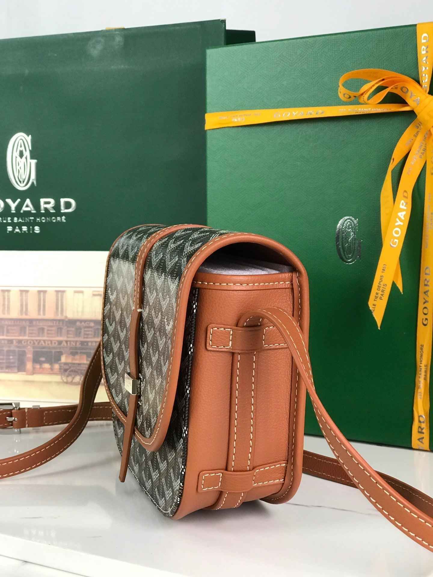1984 - GYD BeLuViédère Bags - 020198-6