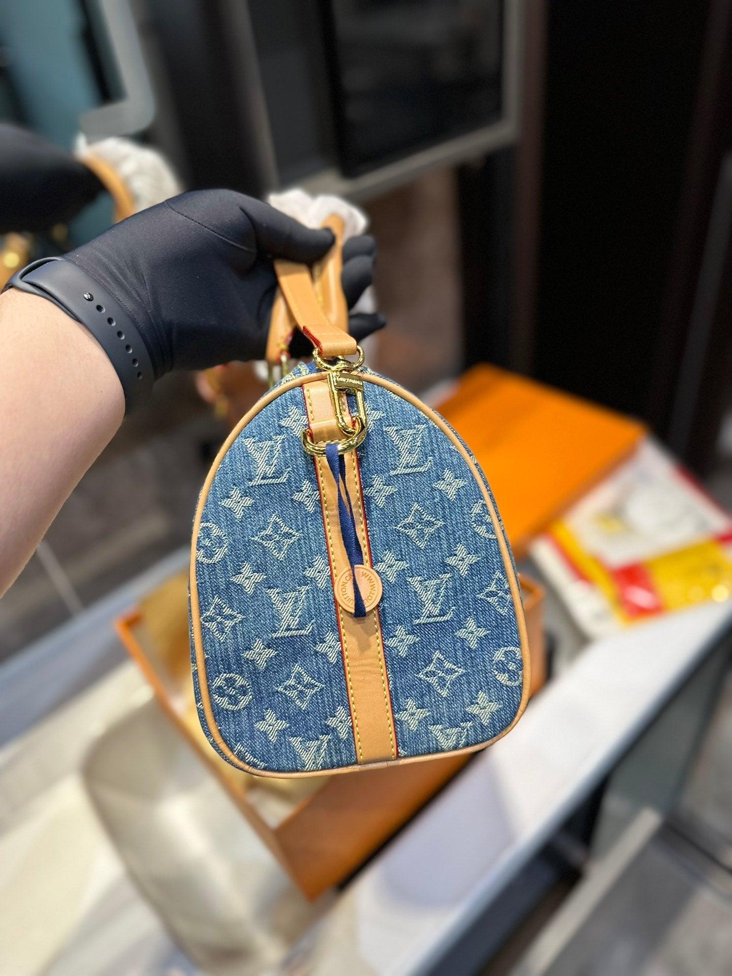 CN - New Collection Bags LUV 761 Charm Nicely
