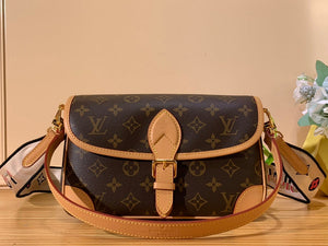 1984 - LOV Bags - 1719 - GoatLV