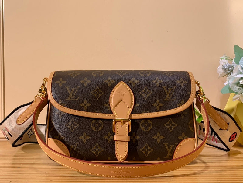 1984 - LOV Bags - 1719 - GoatLV