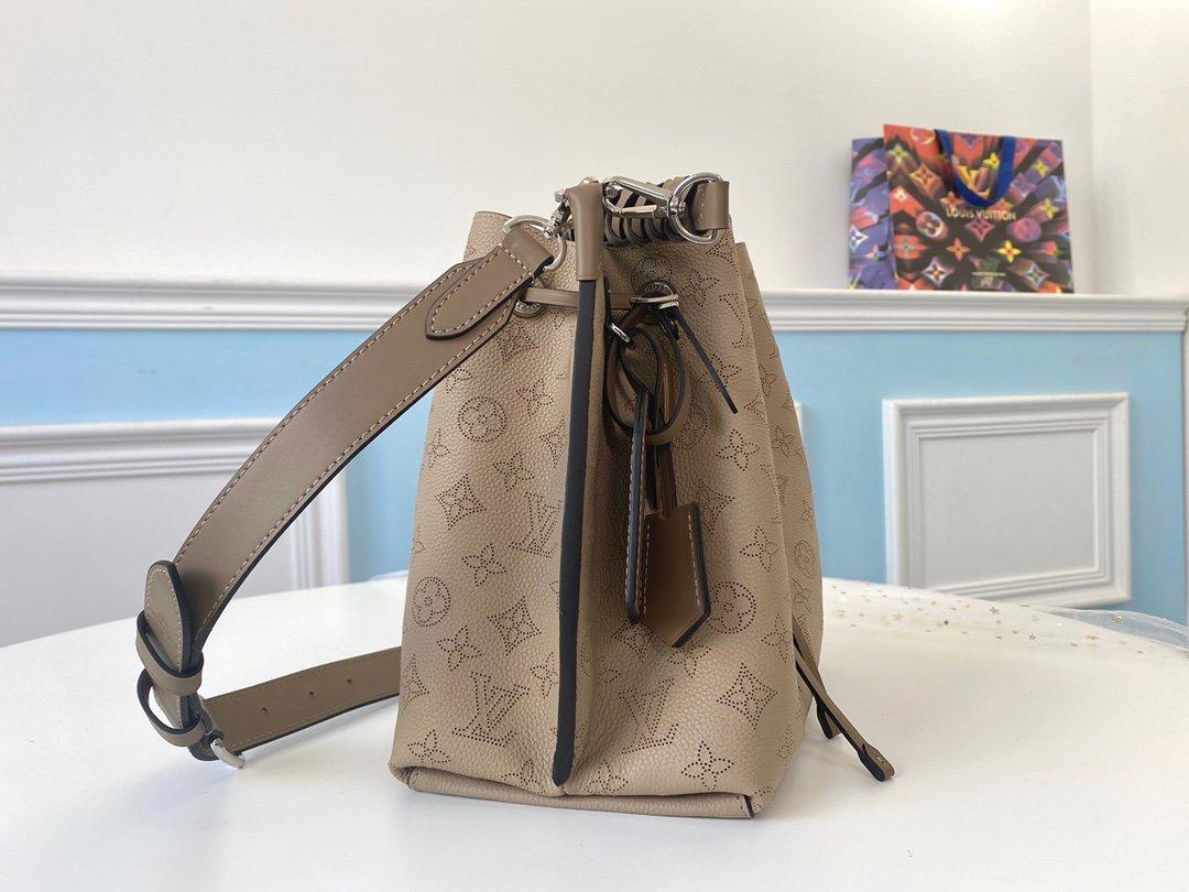 LuVi Muria Monogram M55799 luxurysteps