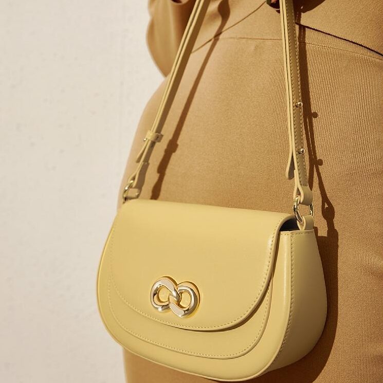 Elegant Cow Leather Women's Commuter Shoulder Bag Trendha