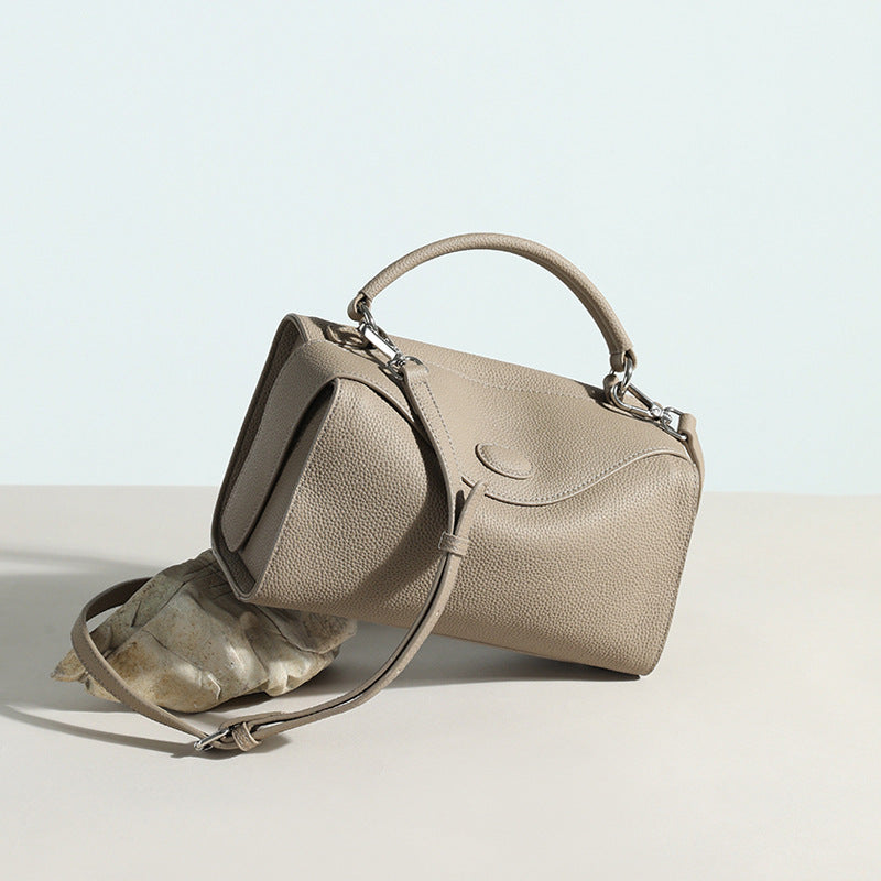 Cowhide Shoulder Bag Nyzzle