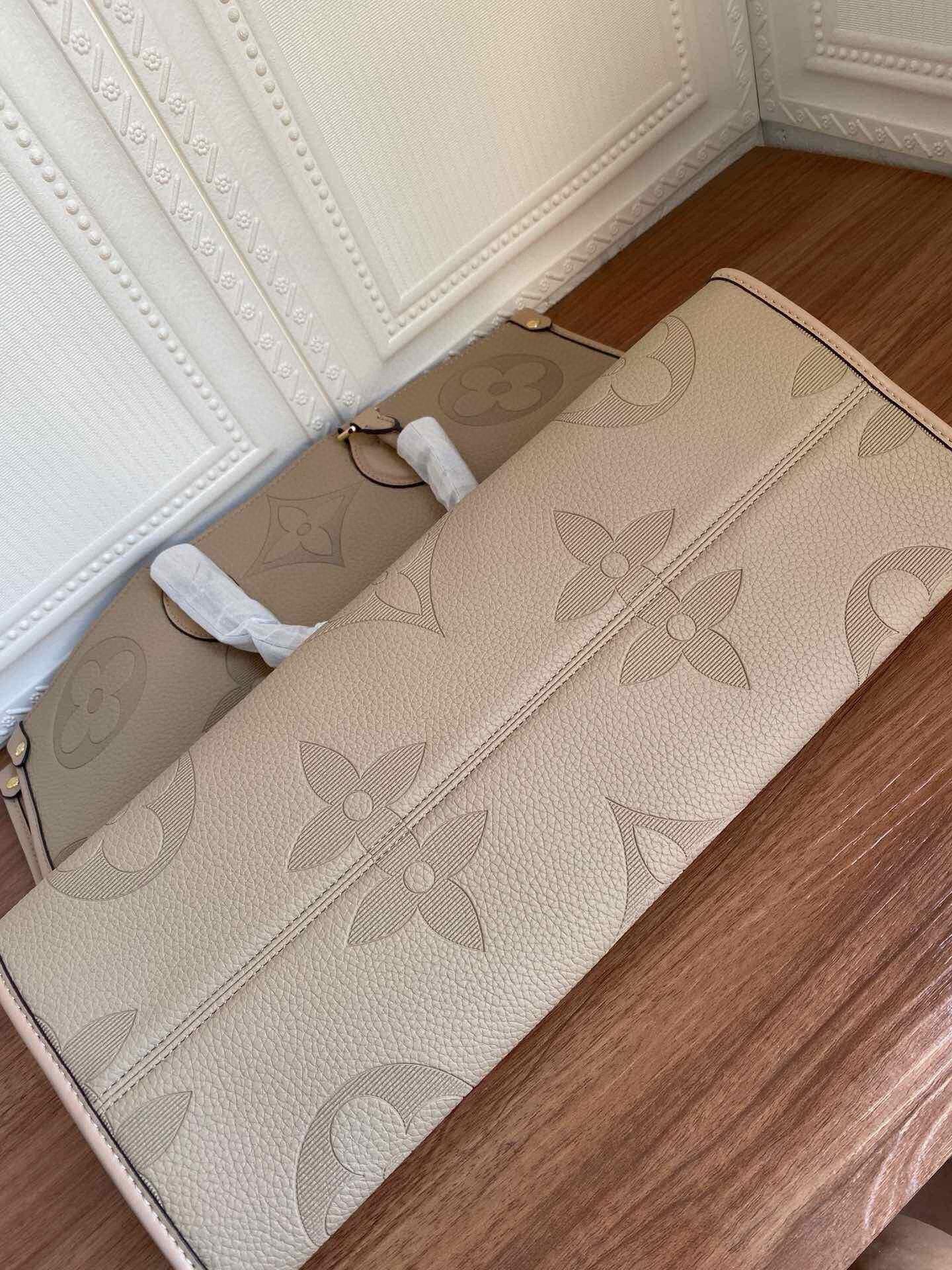 Sneakerhill - Luxury Edition Bags LUV 458 Sneakerhill