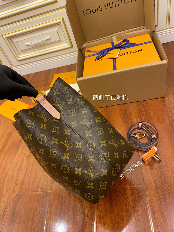 BFWD - LOV Bags - 996 Bags Fashion Waves