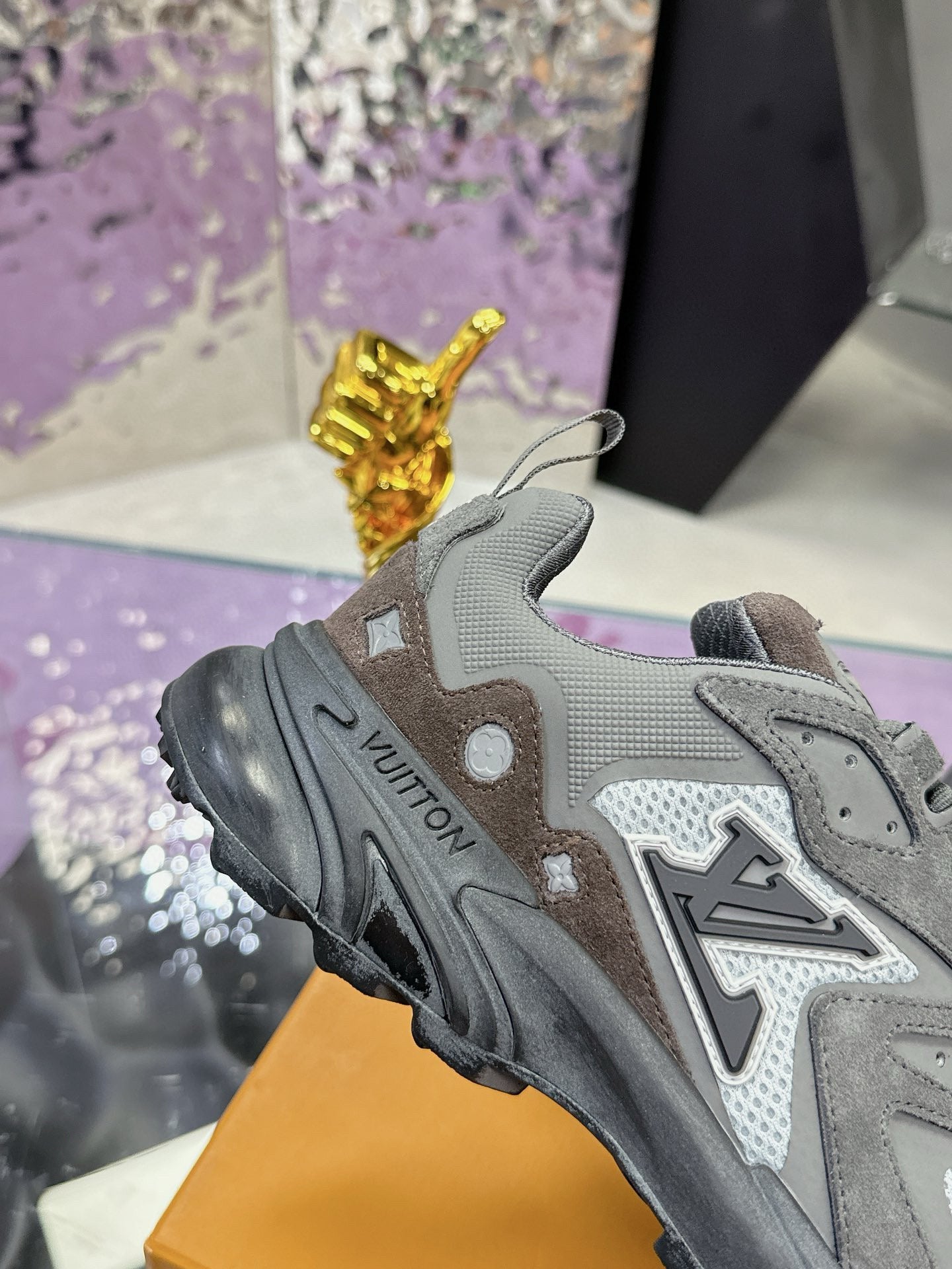 Custom LuVi Runner Tatic MJ00420 - GoatLV