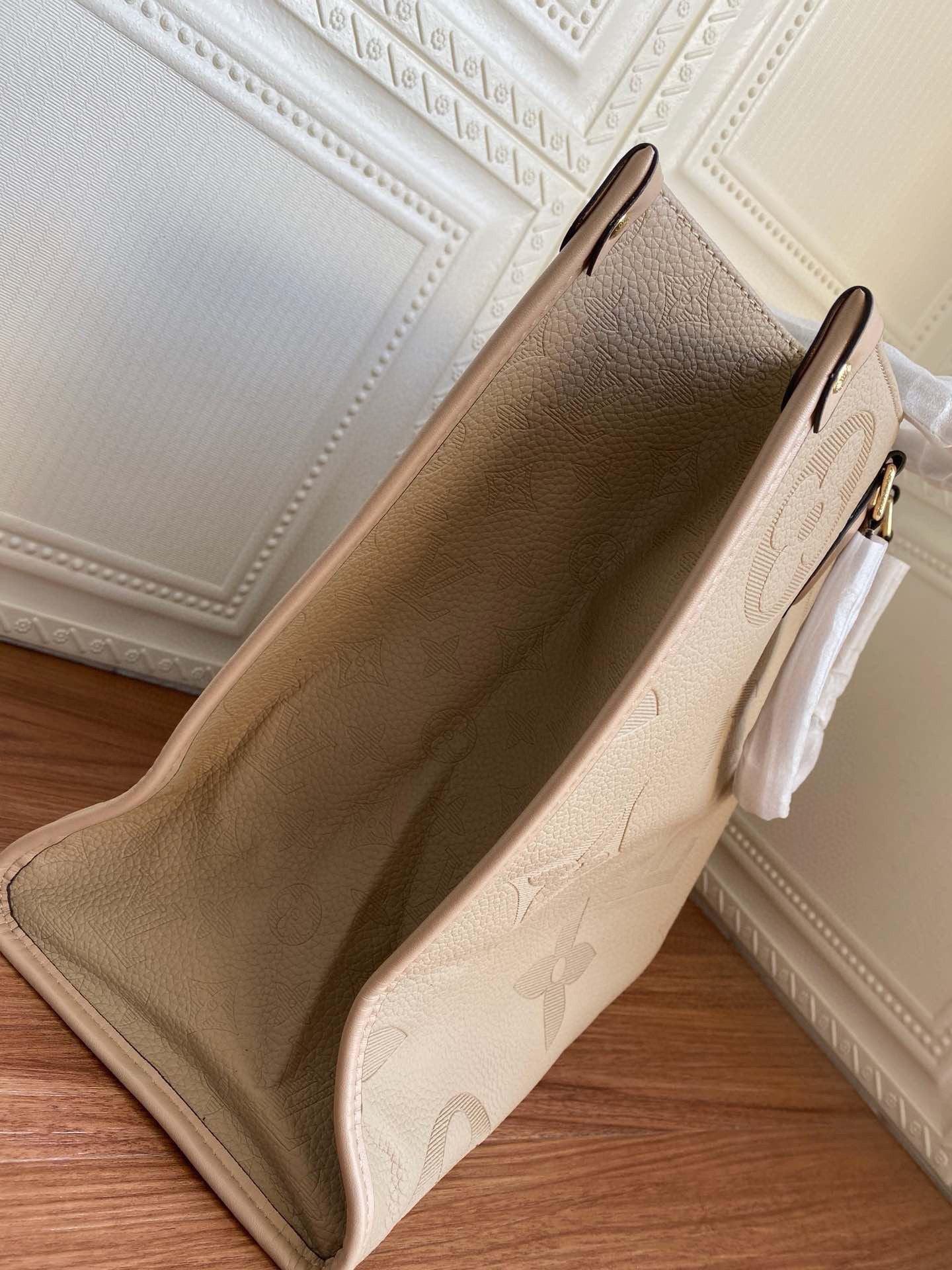 1984 - Top Quality Bags LUV 142 - GoatLV