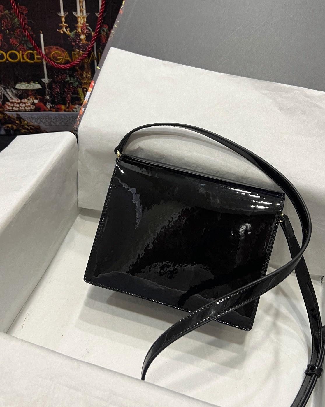DAG Black Bag - 002 Designer Sneakers