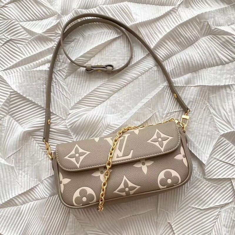 HMS - Nushad Bags - 036.