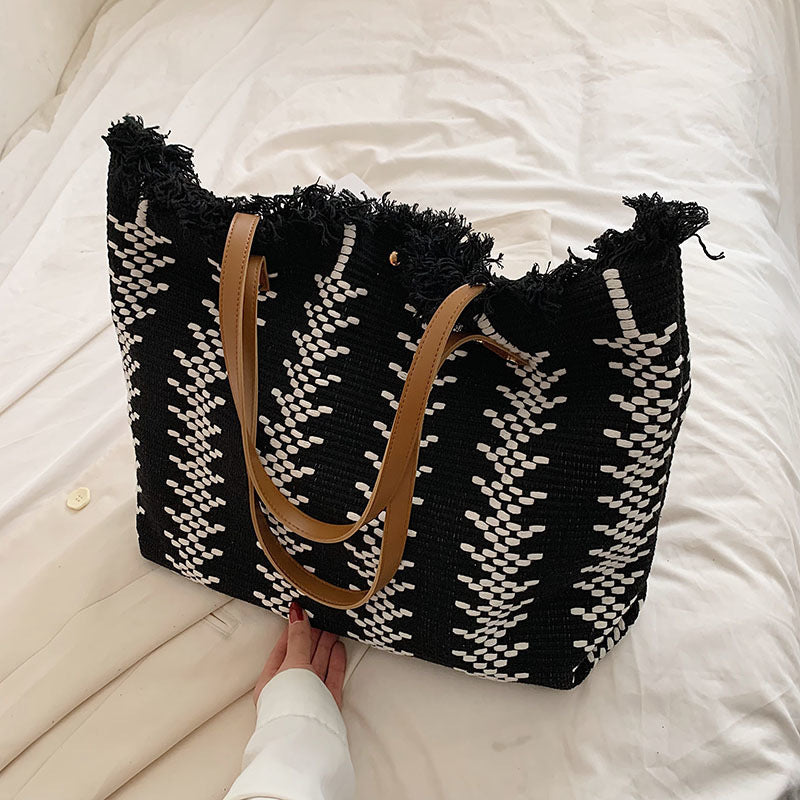 Large Capacity Canvas Fringe Tote Bag Nyzzle