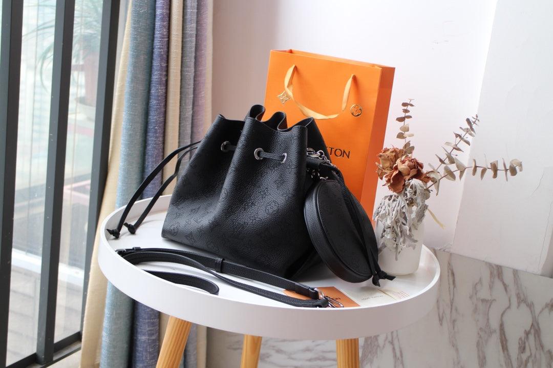 LuVi Muria Monogram M53608 luxurysteps