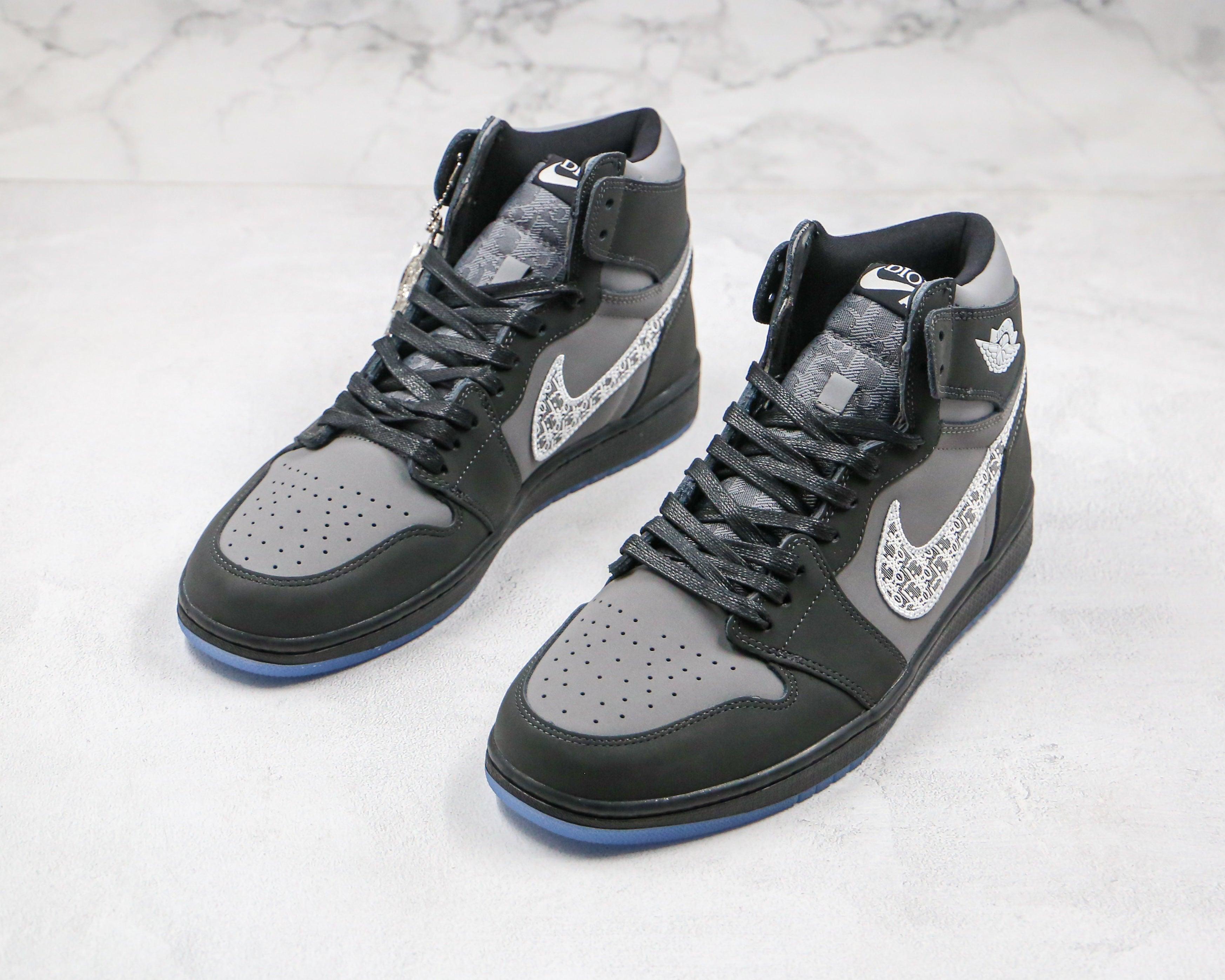 Custom AJ1 Dior x Air Jordan 1 - sneakerhypesusa