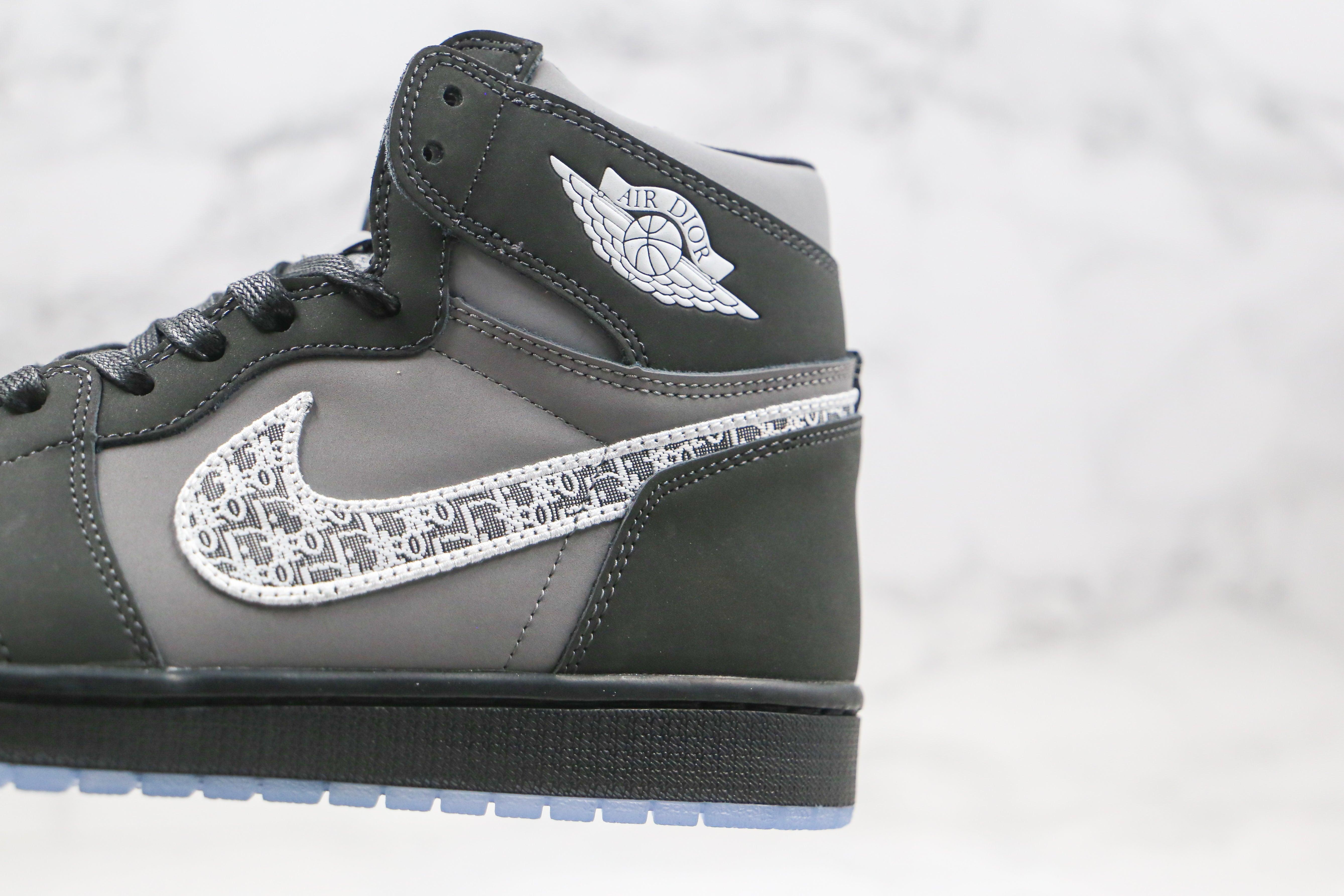 Custom AJ1 Dior x Air Jordan 1 - sneakerhypesusa