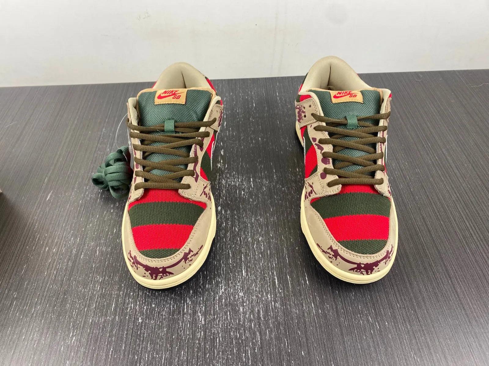 Custom SB Dunk Low “Freddy Krueger” - 1984brand