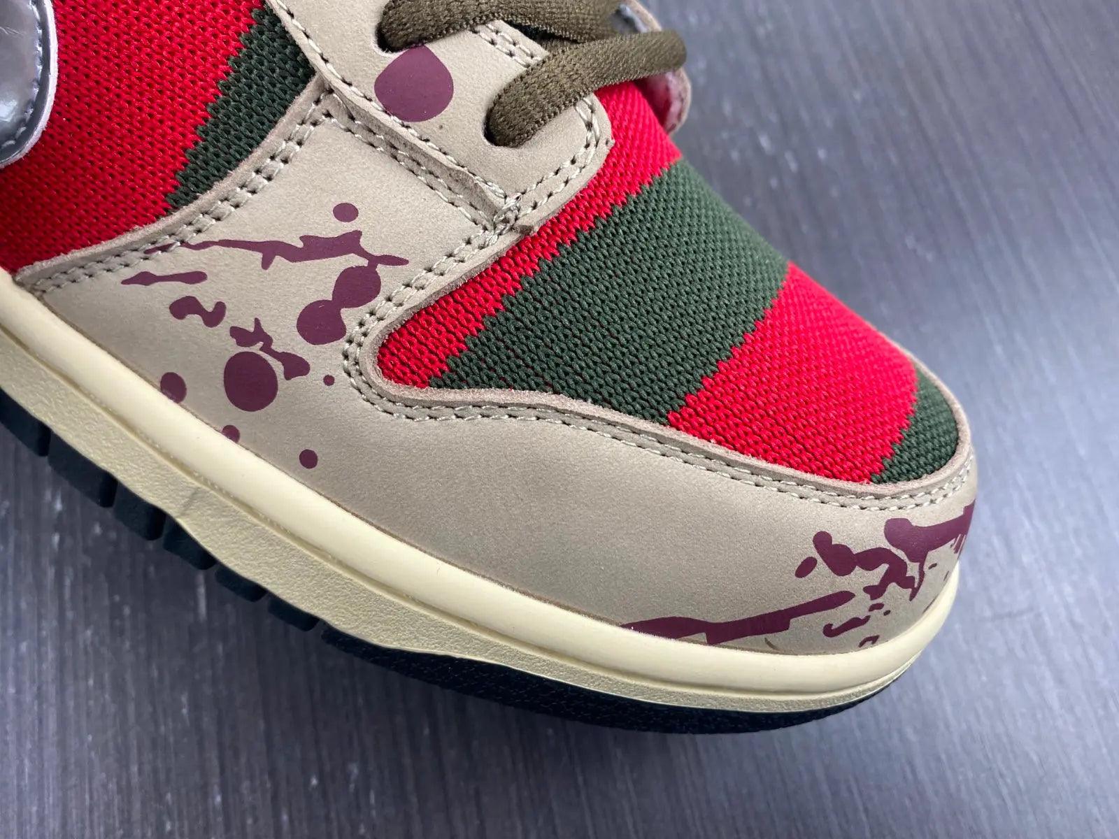 Custom SB Dunk Low “Freddy Krueger” - 1984brand