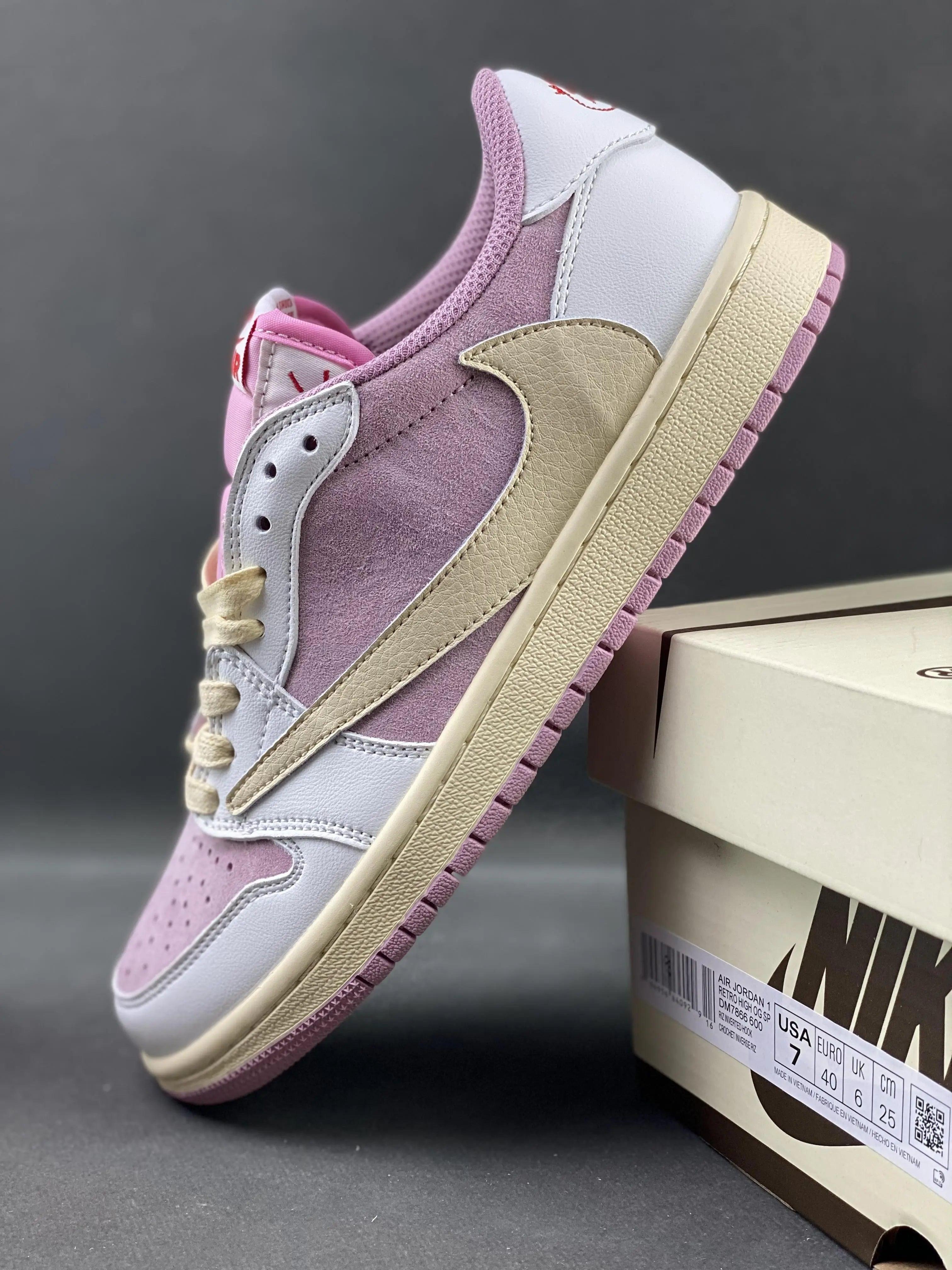 Custom Travis Scott x Air Jordan 1 DM7866-600 - sneakershuborg