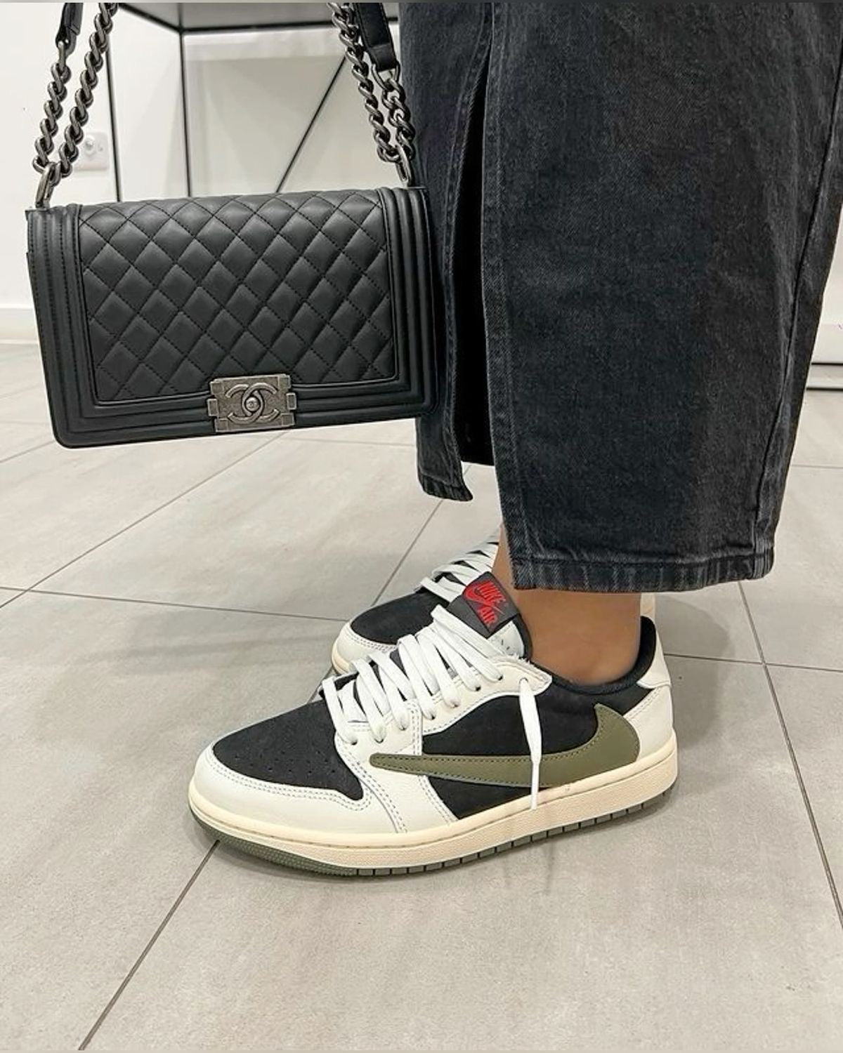 Custom Travis Scott x Fragment x Air Jordan 1 Low DZ4137 106 - sneakershuborg