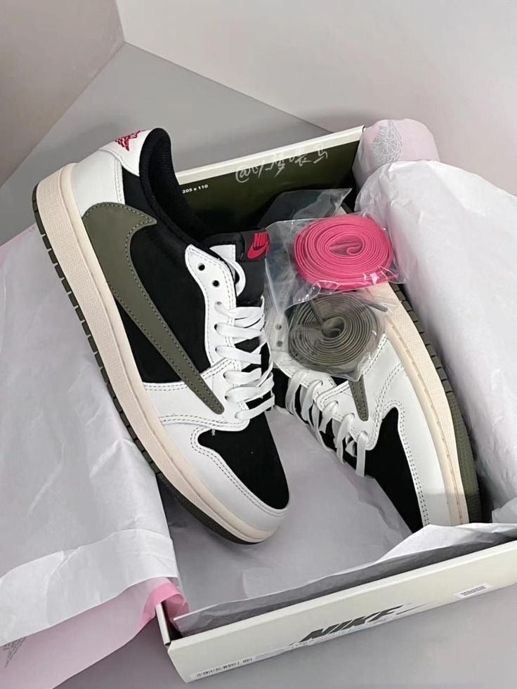Custom Travis Scott x Fragment x Air Jordan 1 Low DZ4137 106 - sneakershuborg