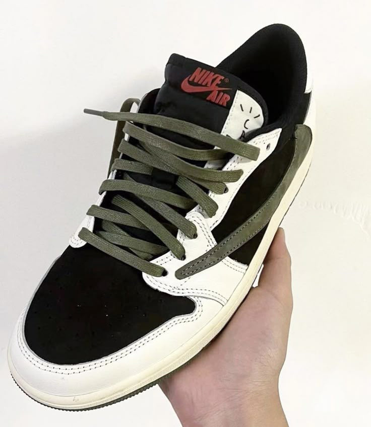 Custom Travis Scott x Fragment x Air Jordan 1 Low DZ4137 106 - sneakershuborg