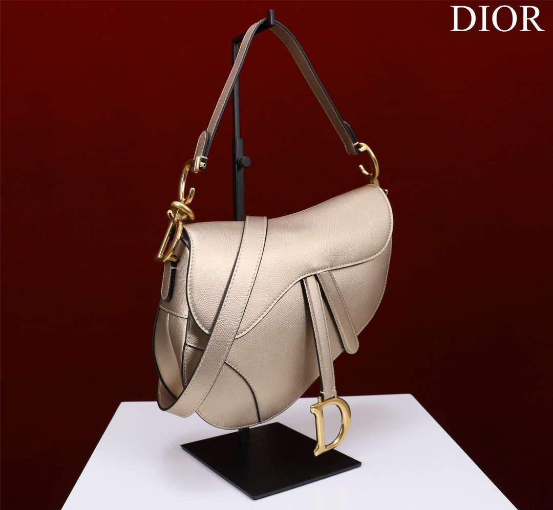 1984 - Saddle Bag With Strap Gold Grained Calfskin - GoatLV