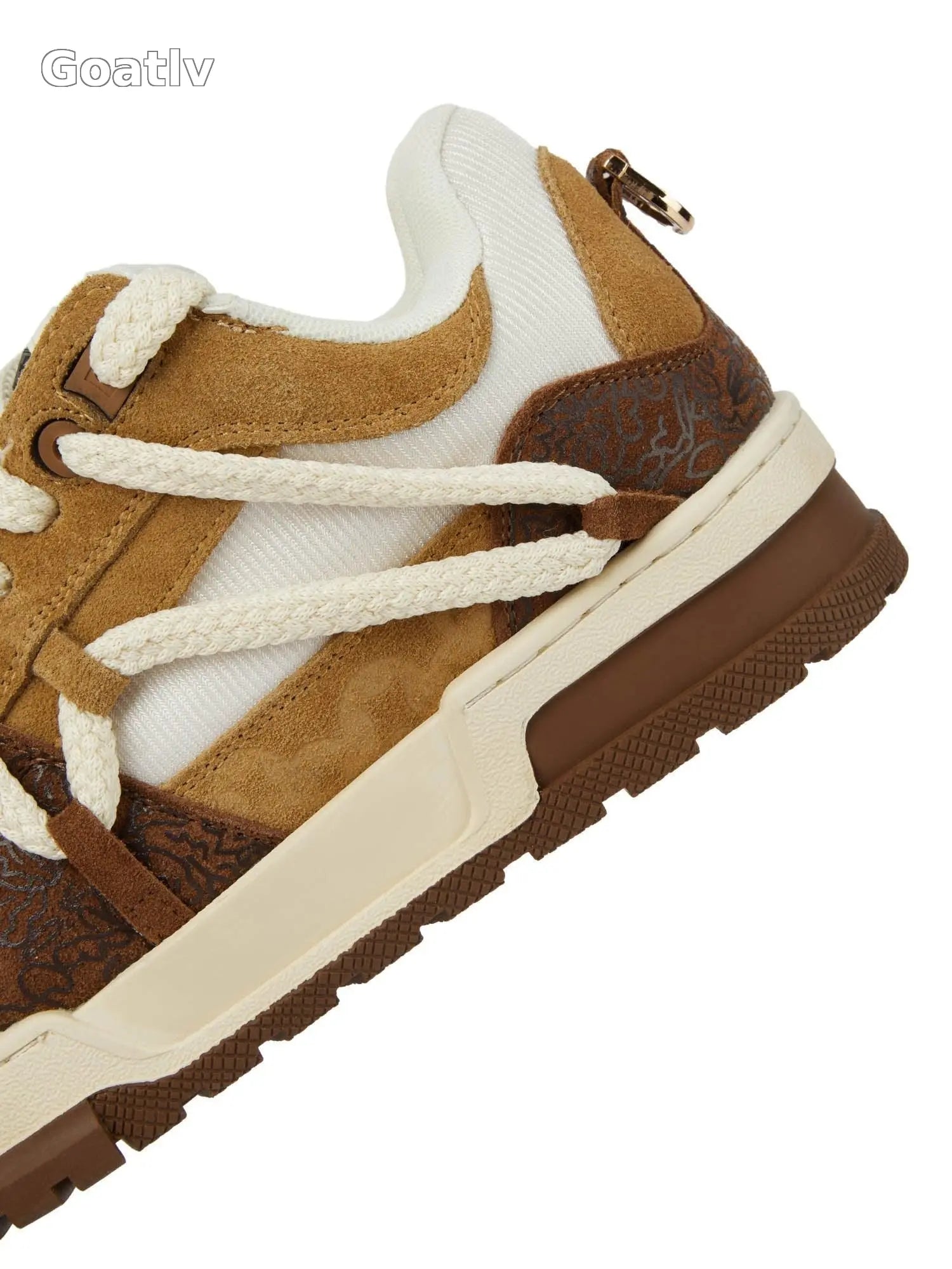 Sneakerhub Everything Goes With Casual Sneakers - 1931 - Goatlv