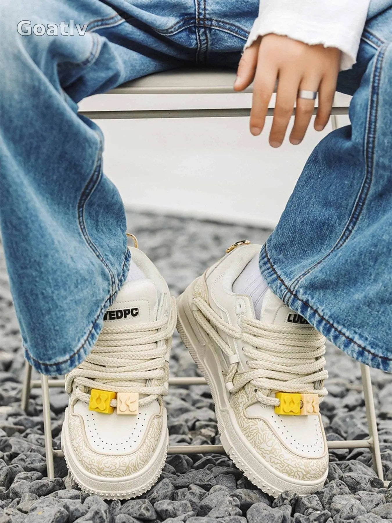 Sneakerhub Everything Goes With Casual Sneakers - 1931 - Goatlv