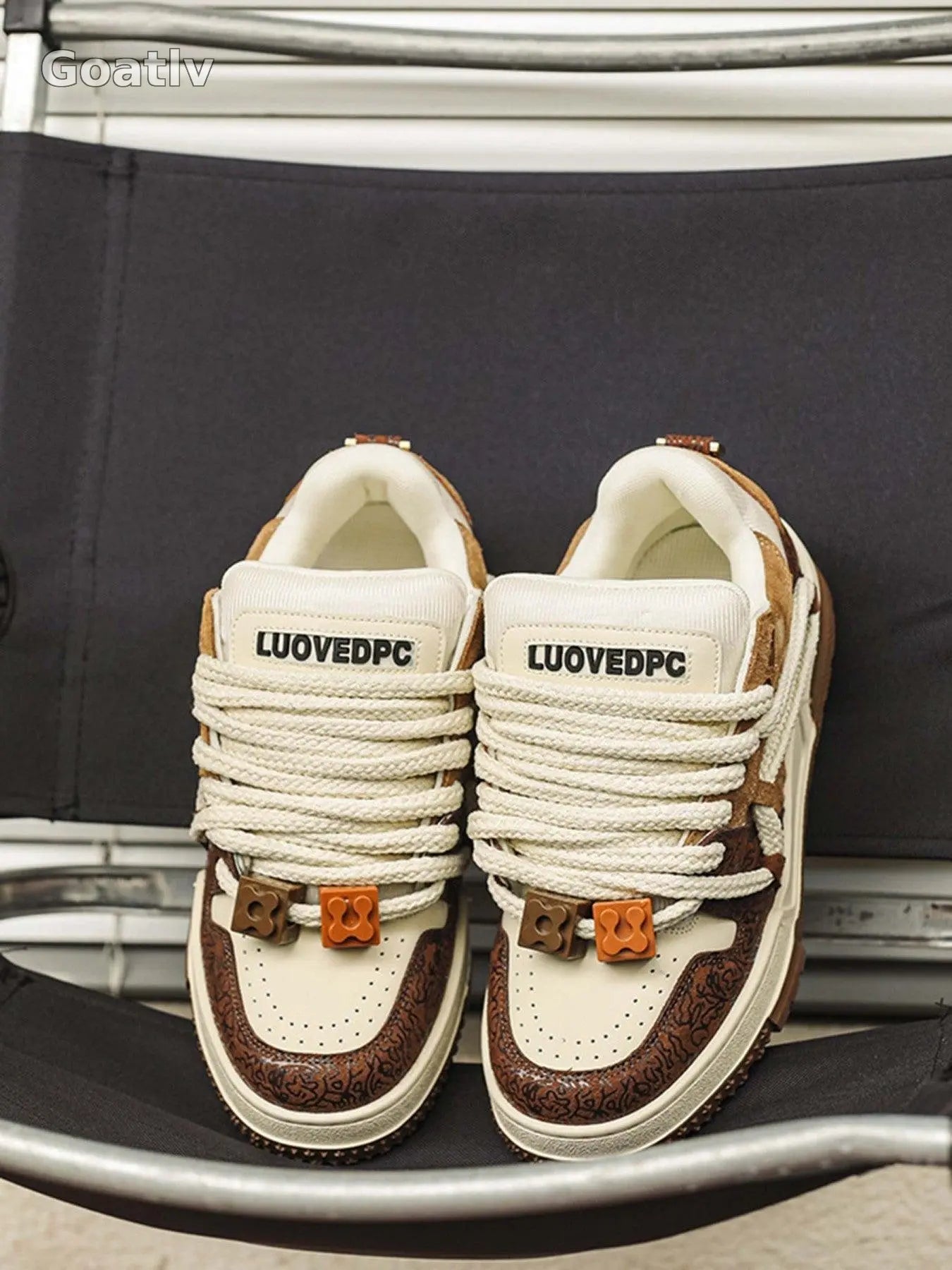 Sneakerhub Everything Goes With Casual Sneakers - 1931 - Goatlv