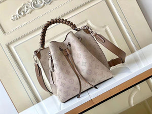 LuVi Muria Monogram M587889 01 luxurysteps
