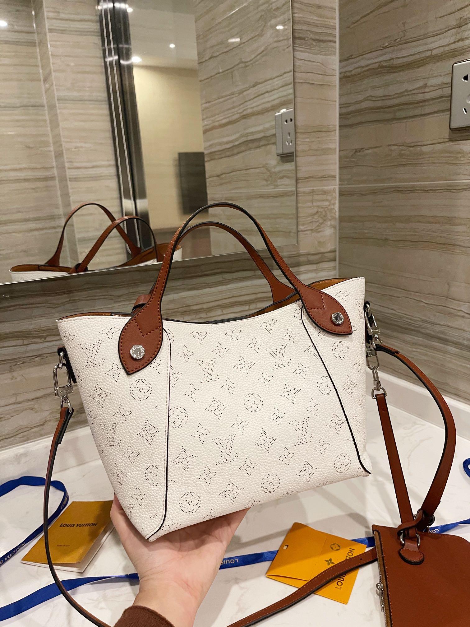 Sneakerhill - Luxury Edition Bags LUV 085 Sneakerhill