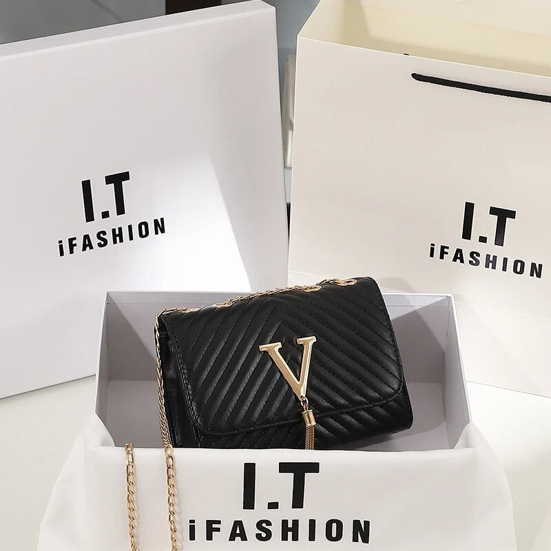Luxury Embroidered Crossbody Bag with Sequined Tassel Trendha