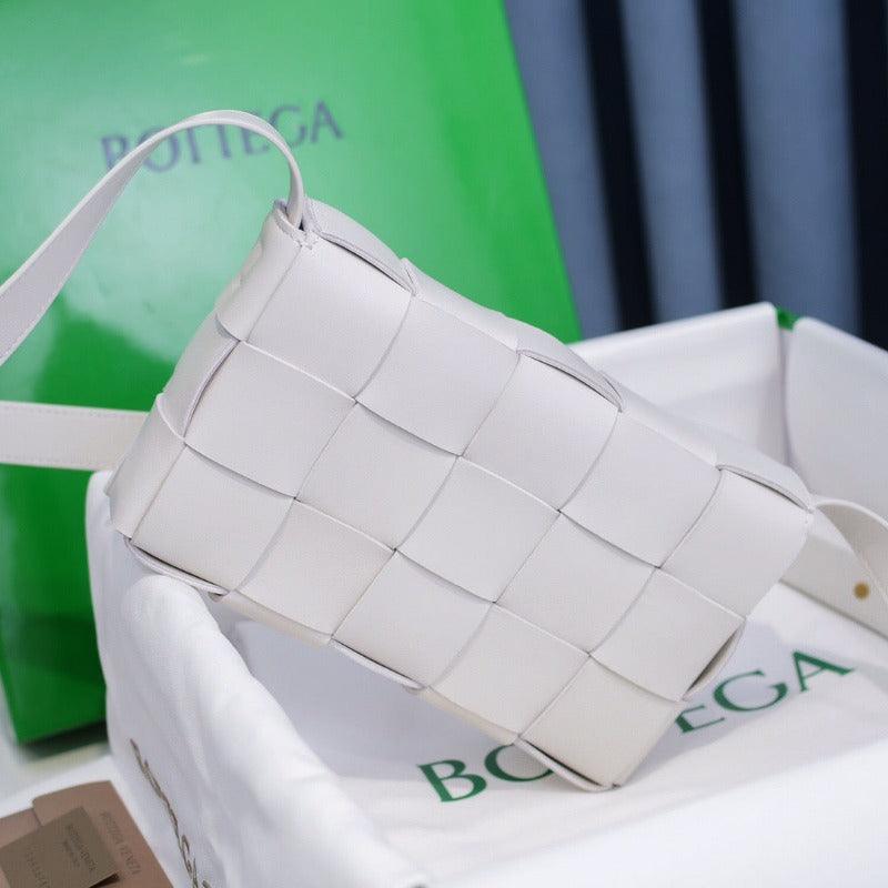 1984 - Cassette Shoulder Bag White - GoatLV