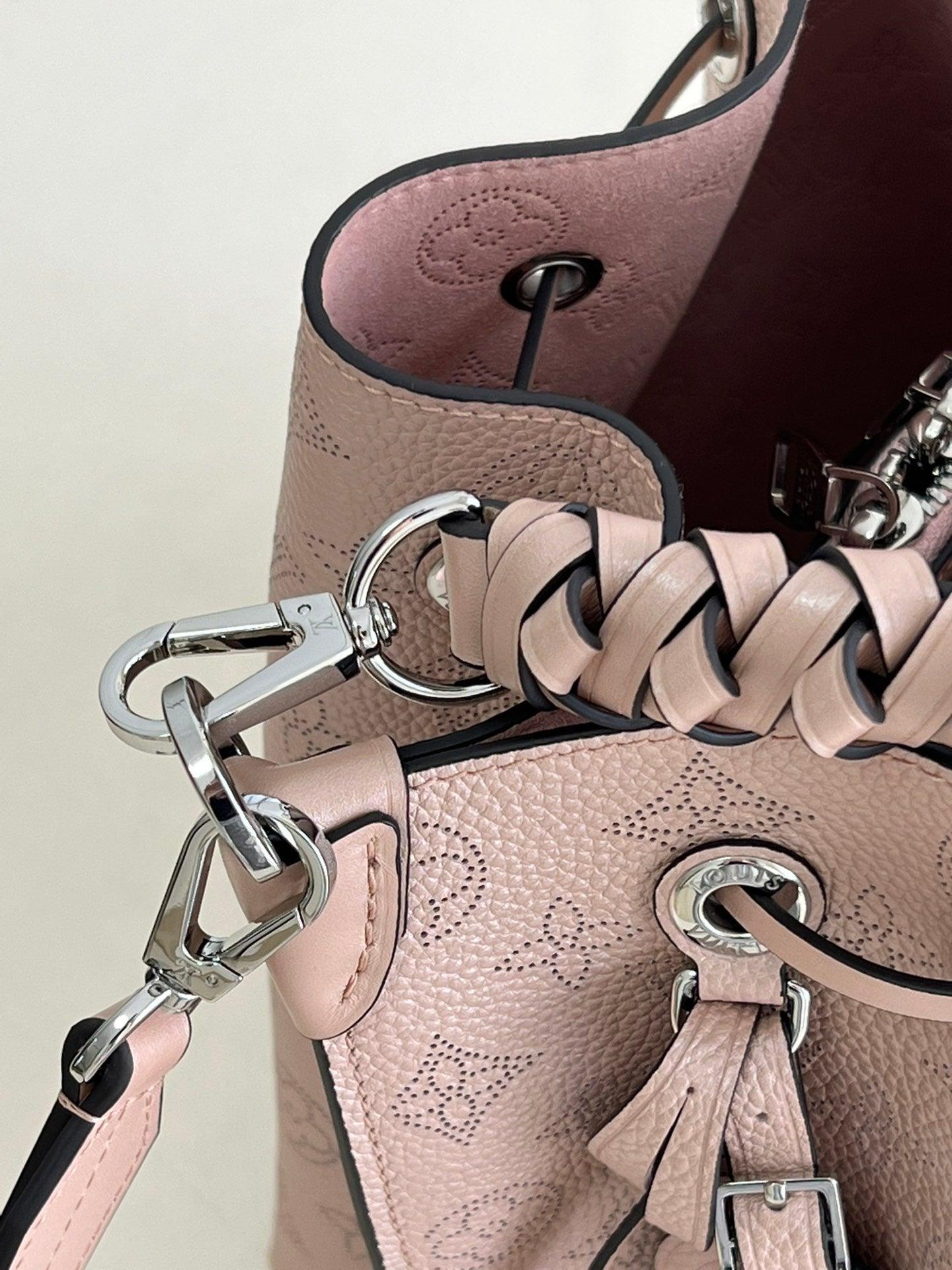 LuVi Muria Monogram M587889 luxurysteps