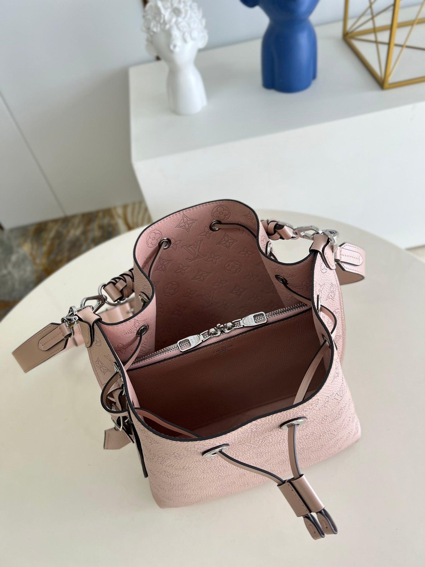 LuVi Muria Monogram M587889 luxurysteps