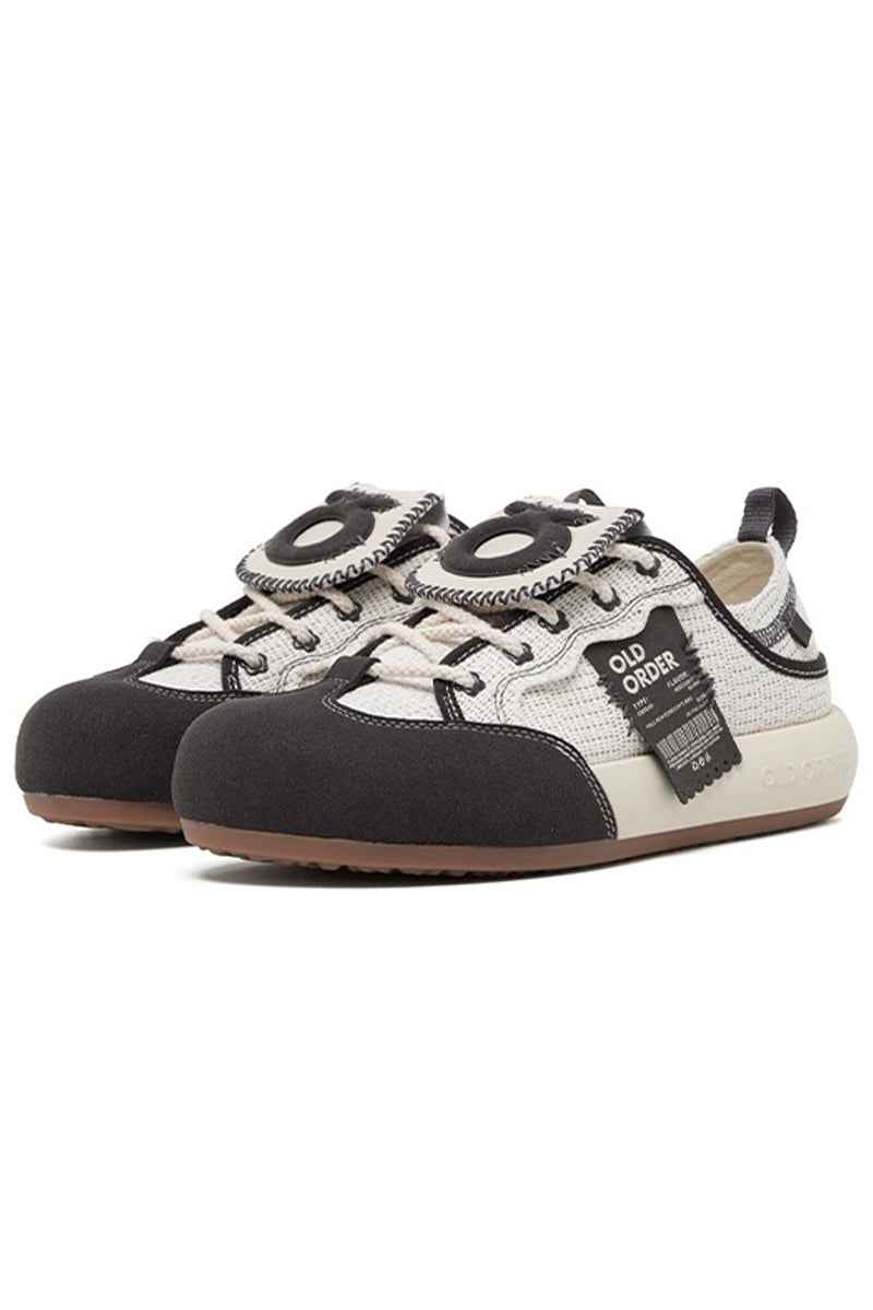 Tag Canvas Sneakers
