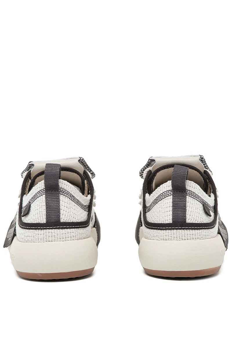 Tag Canvas Sneakers