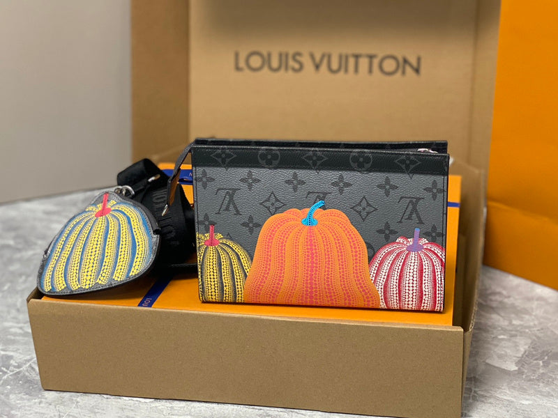 BFWD - LOV Bags - 1110 Bags Fashion Waves